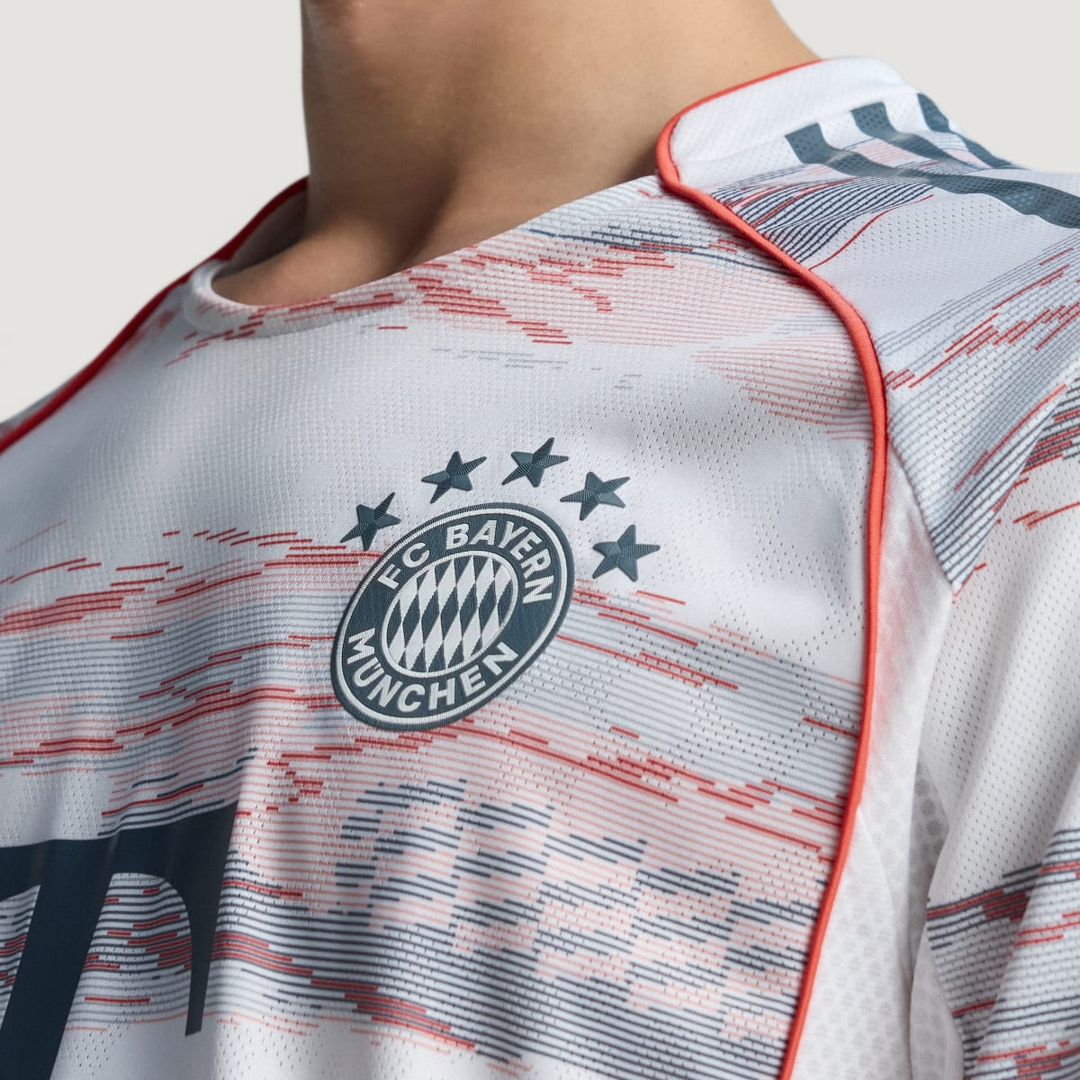 Men's Adidas FC Bayern Authentic Away 25/26Jersey - Image 5