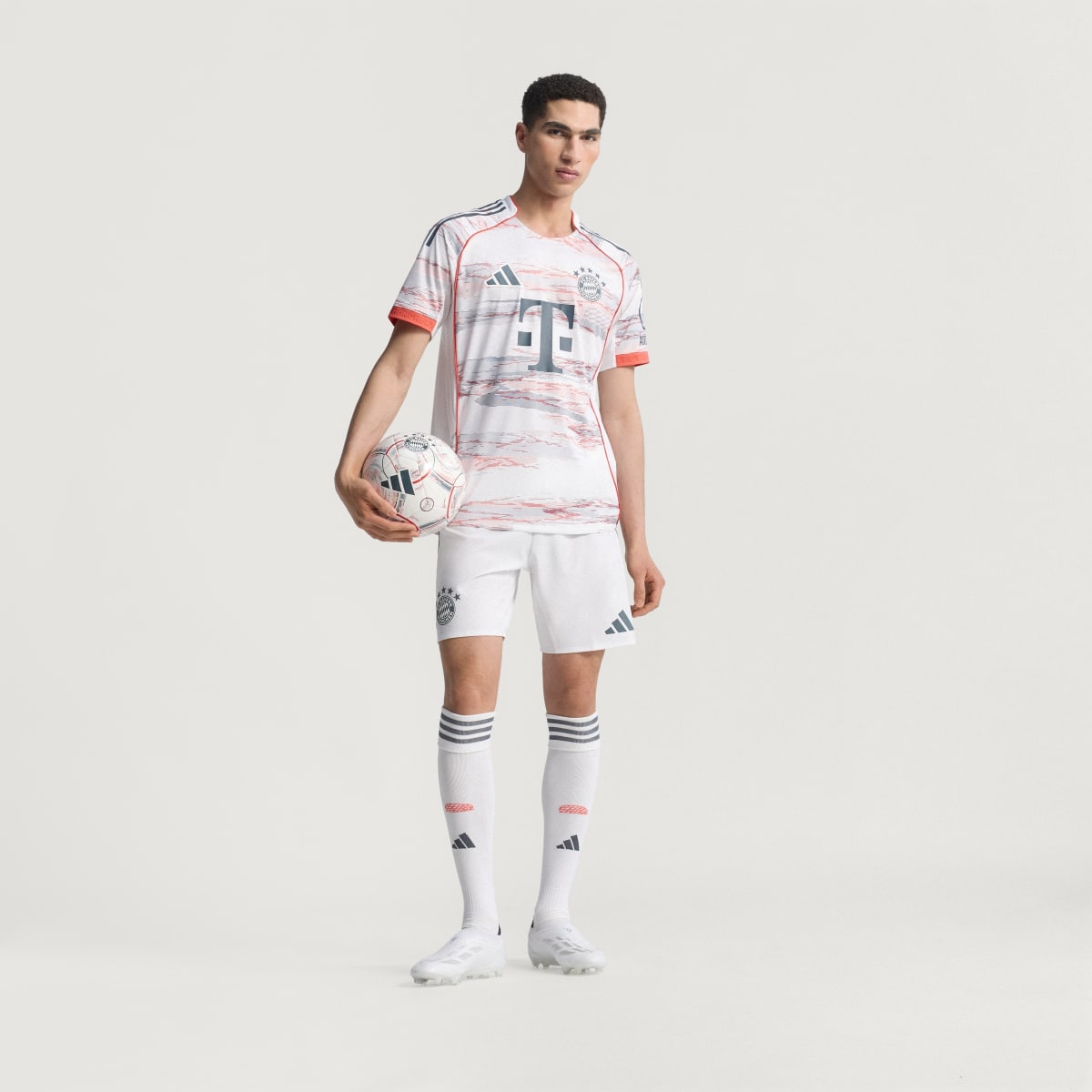 Men's Adidas FC Bayern Authentic Away 25/26Jersey - Image 8