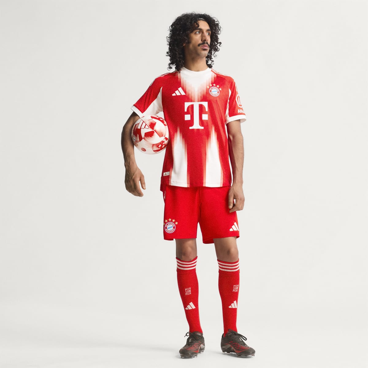 Men's Adidas FC Bayern Authentic Home 25/26 Jersey - Image 10