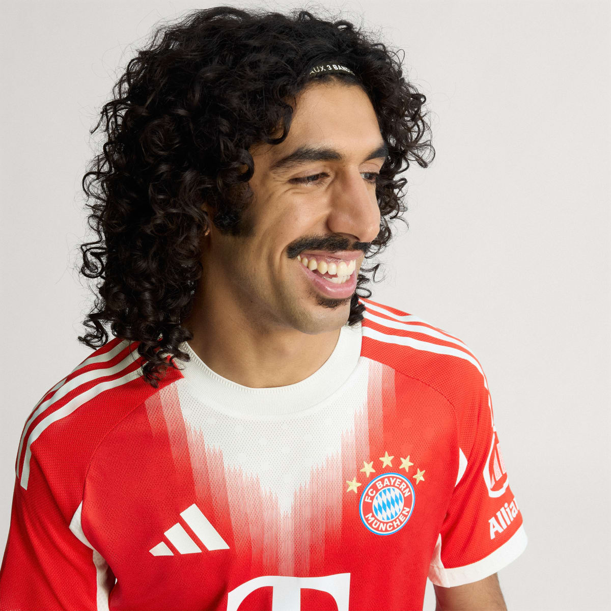 Men's Adidas FC Bayern Authentic Home 25/26 Jersey - Image 4
