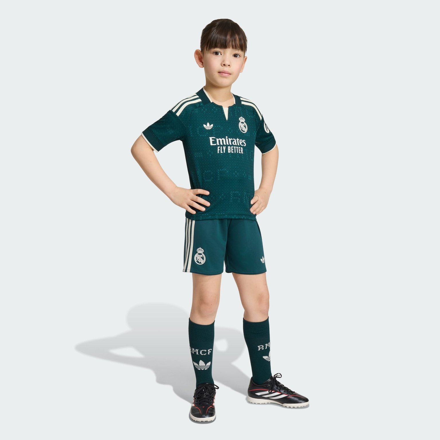 Kid's Adidas Real Madrid Away 2026 Kit - Image 3
